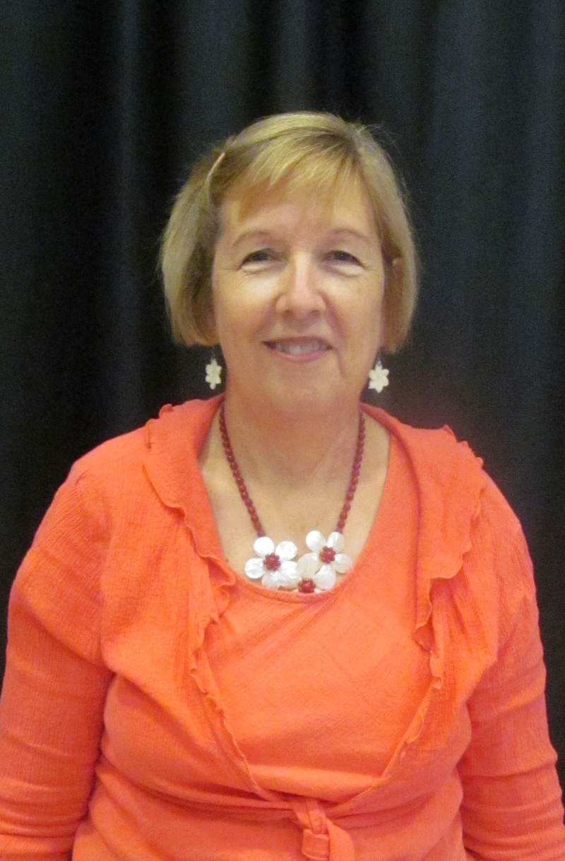 Cindy Colton - BYU-H Women's second chair conducted the luncheon