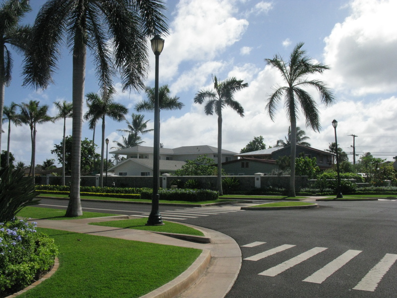 behind robertson and aki