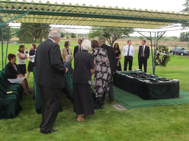 Graveside Seating: Karen, Emily, Cheryl, Herman, Angela, Jean, Zack, Inga, Maryjo, Larry, Carissa, Joseph, David