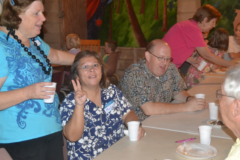 crowd, Lois Colton, Marty Countryman, Cary Countryman, Cindy Colton