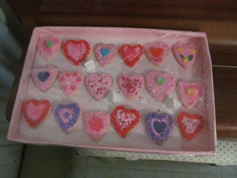 I went to a friend's house and she had a sugar cookie decorating party. A tray for yourself and one to give away.