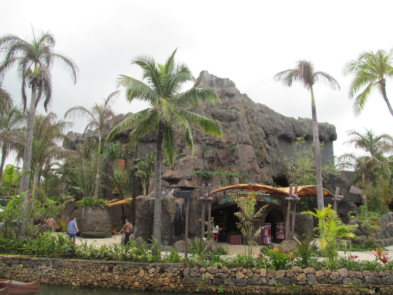 It was Grand Re-Opening Day for the IMAX and also the Hawaiian Village.