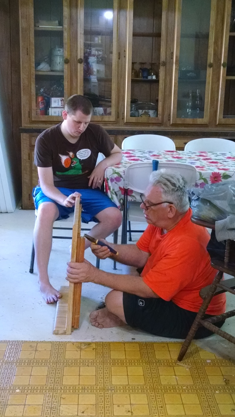 We decided to replace a kitchen cabinet after our bathroom success. Still the same horrid screws.