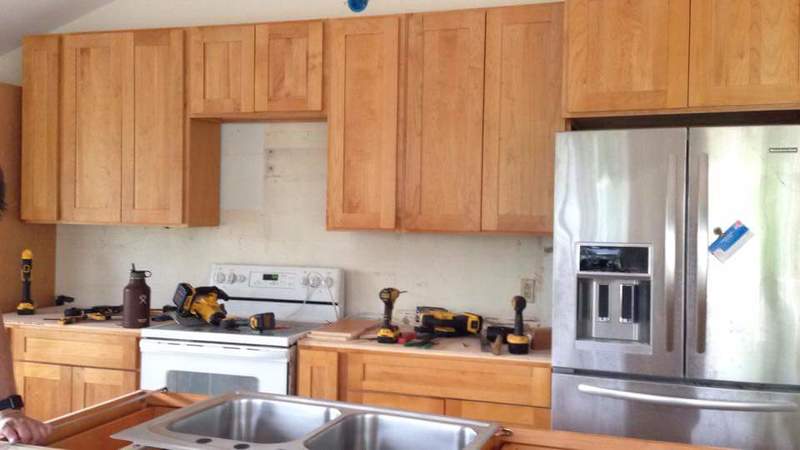 Laie kitchen progress.