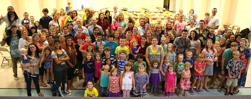Cindy invited a "few" friends for Thanksgiving.