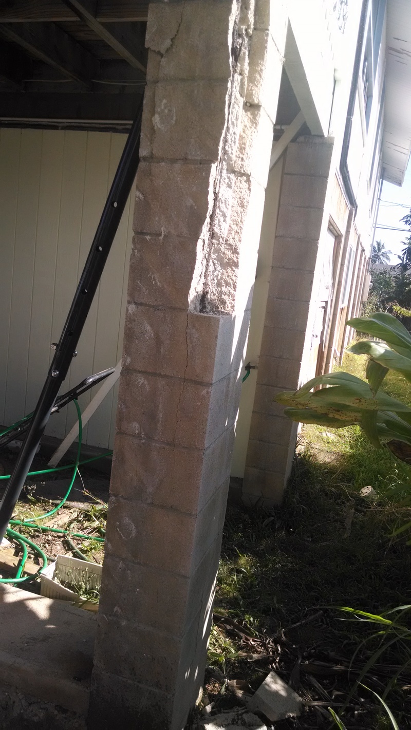 SW pillar. They take a hold of the cracks and pull to see what they are up against.