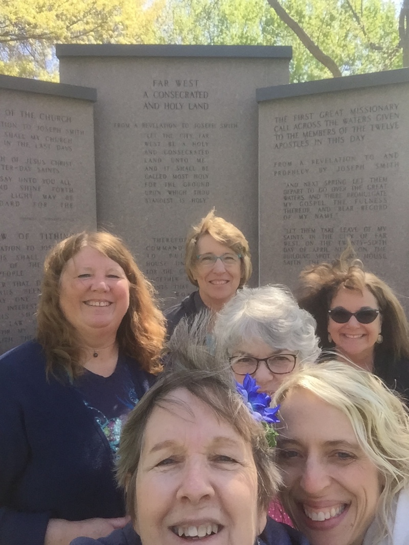 Lois, Cindy, Dainty Dozen
