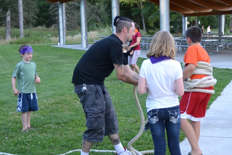 Jessie unwinds a boy.