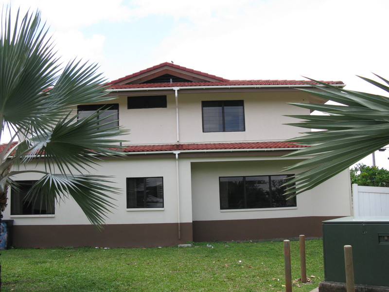 West side of townhouse. from left to right. Bedroom/study, kitchen, dining room on the main floor. Upstairs, bedroom, bathroom, bedroom.