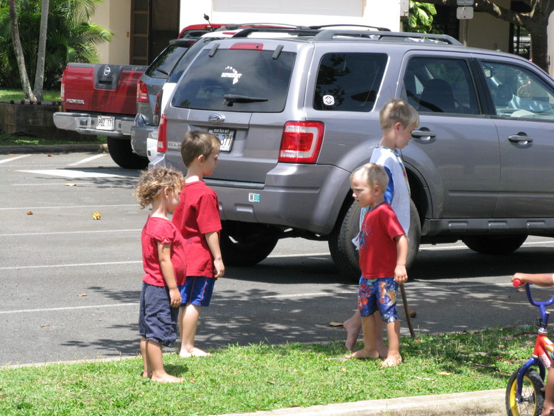 Some local urchins. Girl 1A, Scott. One of the boys in red lives in 9A. Boy in white lives in 7A, Aldridge.