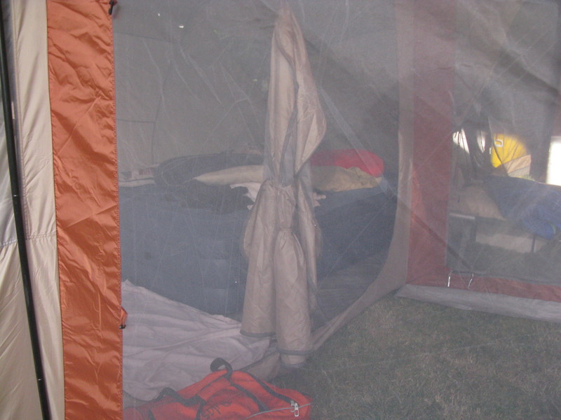 I know lots of you are used to blown up mattresses, but I thought I'd take a picture of one anyway.