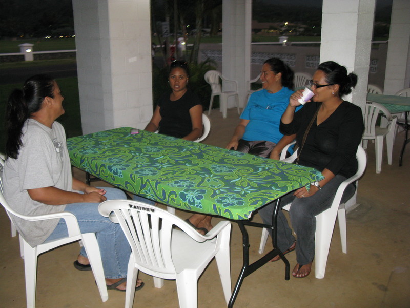 We are now at Val Grace's house for the main dish pupus.