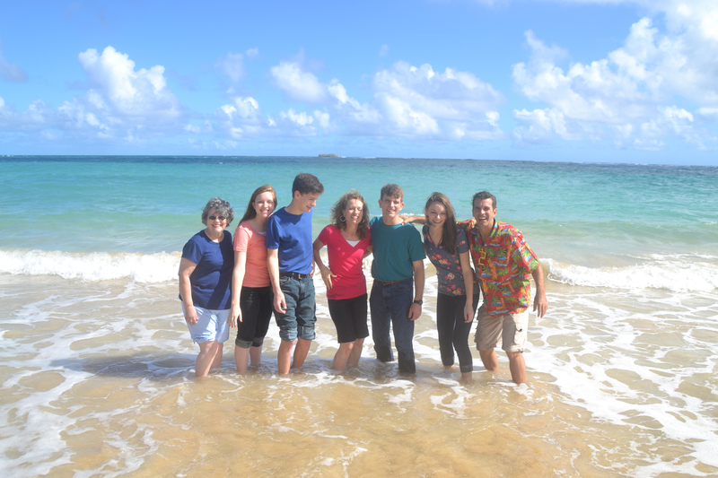 Saundra, Ashton, Hyrum, Sharon, Troy, Andrea, Shaun, at Hukilau Beach